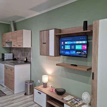 Belvarosi Pihenohaz Bekescsaba Exterior foto
