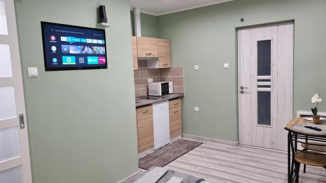 Belvarosi Pihenohaz Bekescsaba Exterior foto